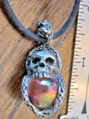 VINTAGE ESTATE, Skull Face Pendant, Goth Gothic Skull Head with Globe (C)