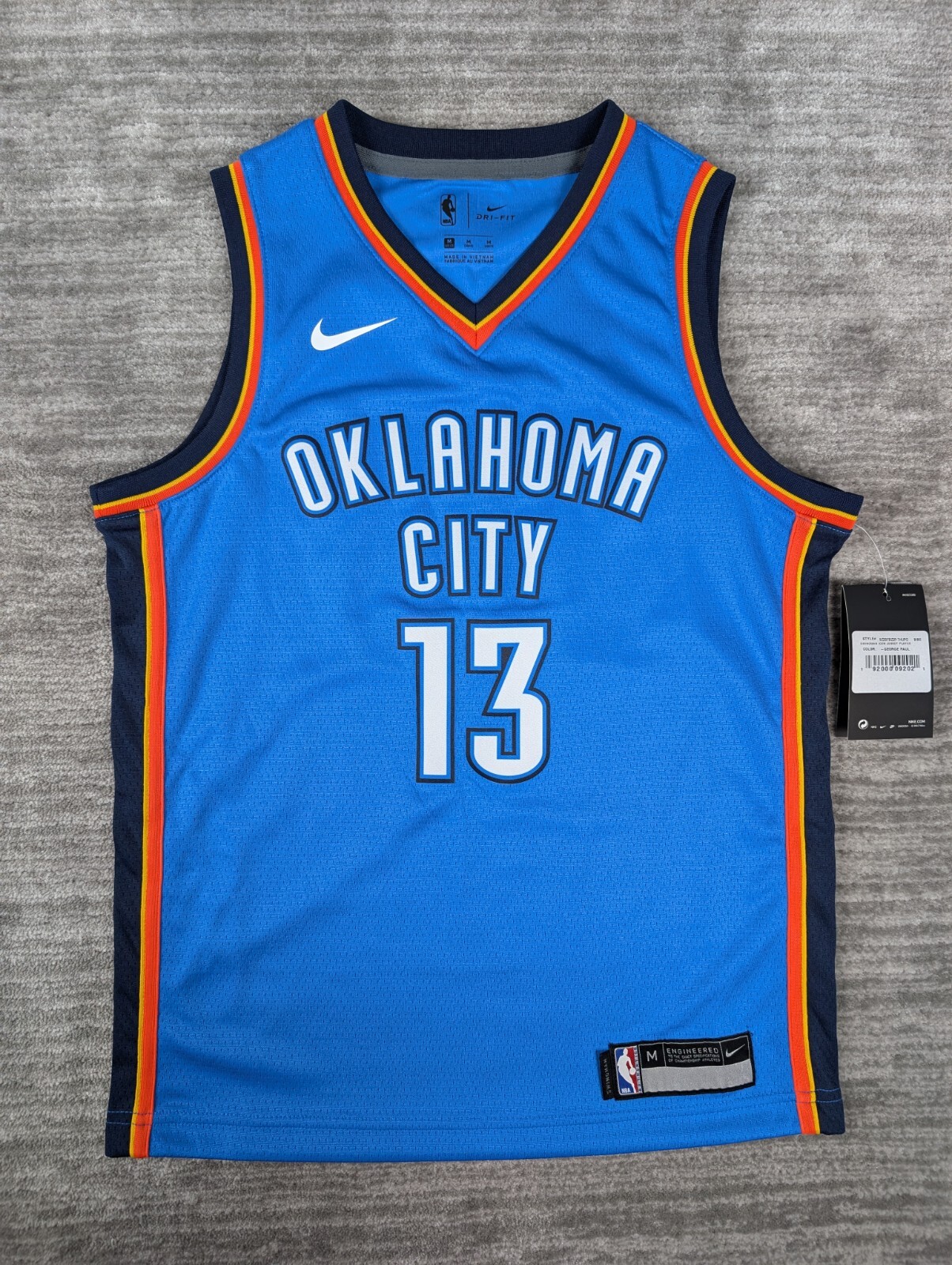 Nike Swingman Oklahoma City Thunder Paul George Jersey NWT Size Youth Medium