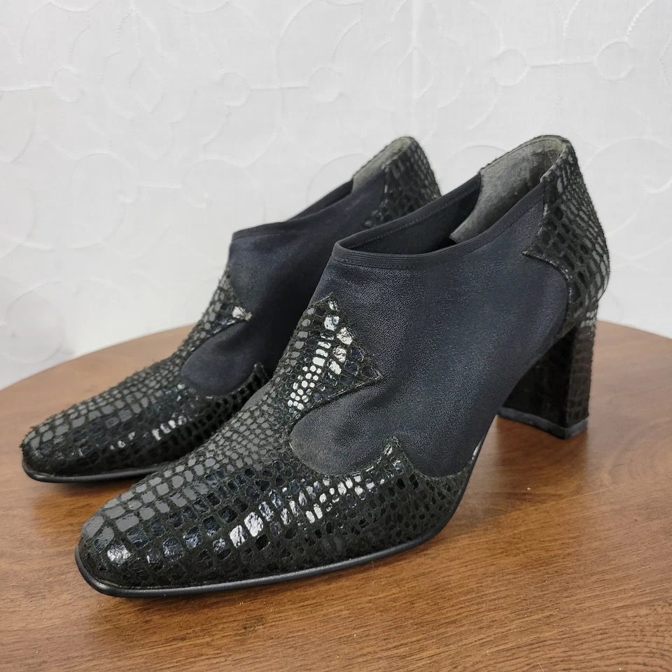 J Renee Women's Shoes 7 Black Leather Reptile Embossed Slip On Block Heel Bootie - Image 3 of 4