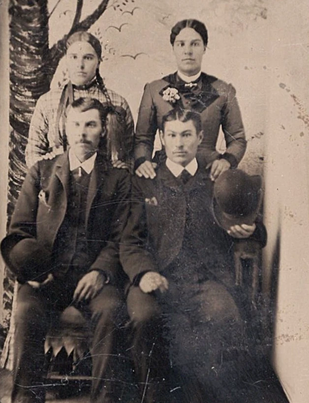 Foto antigua de grupo victoriana de la década de 1880 de la década de 1880 de la década de 1890 de 1/6 tipo tinte Foto 2 de 4