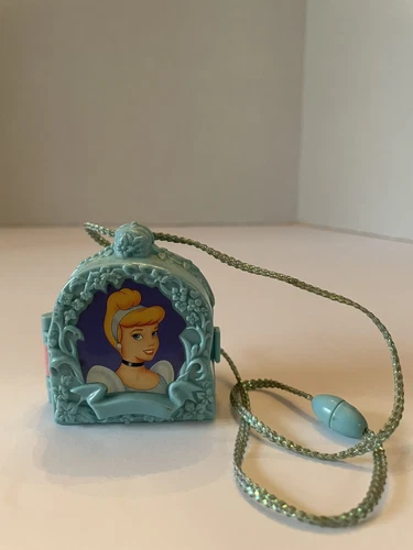 Polly Pocket Cinderella Locket Compact Necklace Complete with 2 Figures EUC