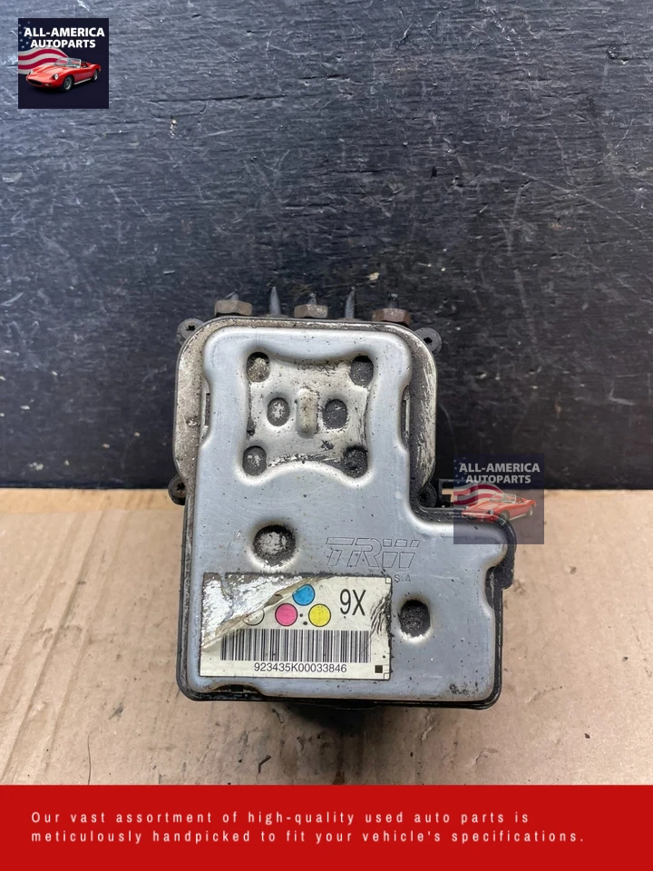 Módulo de bomba ABS usado para Chevy Express Savana Foto 2 de 4