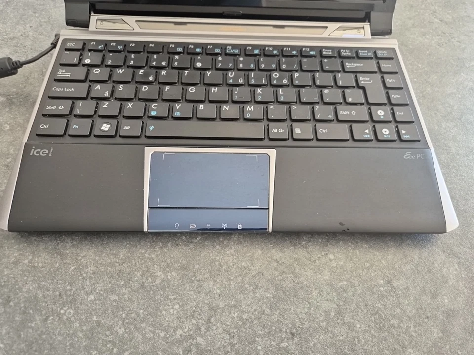 Asus Lamborghini VX6 Netbook, BRAND NEW BATTERY + FAST UK 🇬🇧 POST! - Image 3 of 4