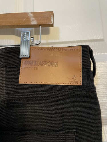 Nwt One Teaspoon Stevies boyfriend shorts in washed black sz 28 distressed denim - Picture 6 of 9