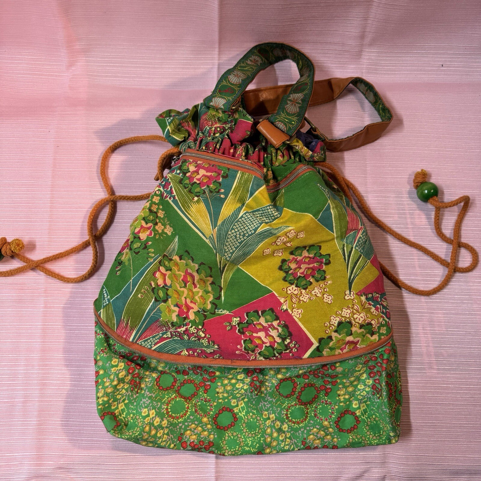 Loop Drawstring Tropical Bag Expandable - image 4