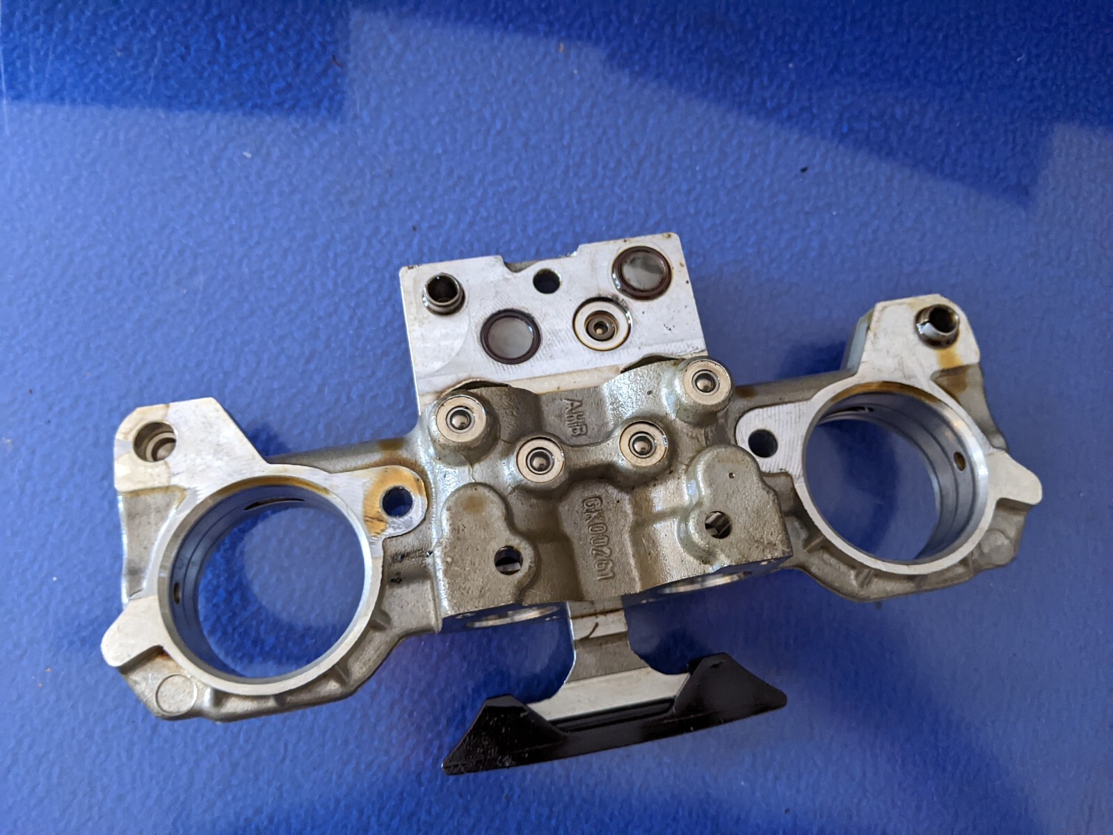 oem W12 valve Phaser oil Bentley CONTINENTAL FLYING tensioner mount head control