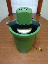 Richmond Cedar Ice Cream Maker Freezer Electric 4 quart Model 71 Working