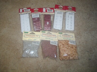 Landscaping Picket Fences & Groundwork Gravel and Litter Diorama Accessory Lot