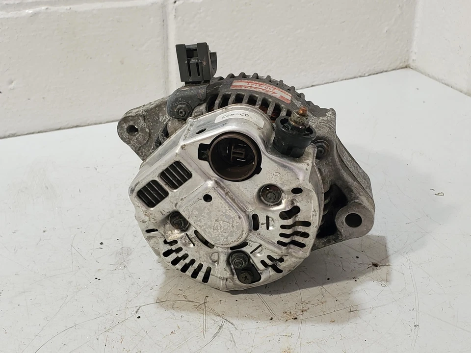 Alternator (3.0L) (Thru 6/92) 1992 Toyota Camry - Image 2 of 4