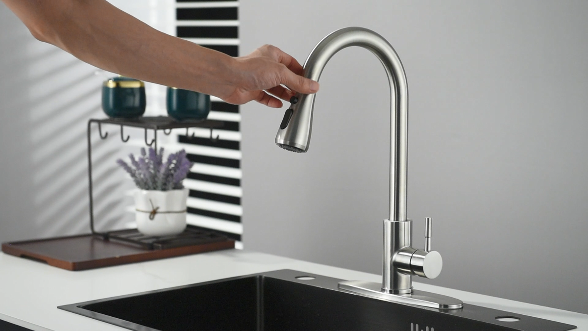 WEWE Kitchen Faucet Head Replacement, Kitchen Sink Faucet
