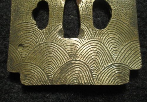 【wave illustration!】 TSUBA Samurai Sword guard Japanese Katana Blade antique Art - Picture 5 of 7