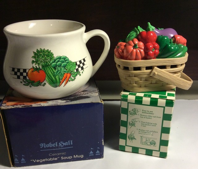 VINTAGE CHICKEN SOUP BOWL CUP 16 OUNCES ND ONE BACKING SODA HOLDER eBay