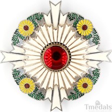 Japan highest order "the Supreme Order of the Chrysanthemum" Grand Cordon Medal