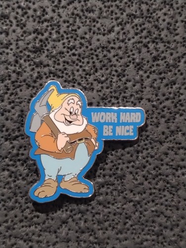 2020 Disney Happy Work Hard Be Nice Snow White and the Seven Dwarfs Trading Pin