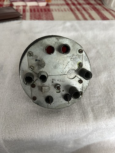 Porsche 914 VDO Combination Gauge, (Fuel, oil, Gen, Brake) - Afbeelding 2 van 3