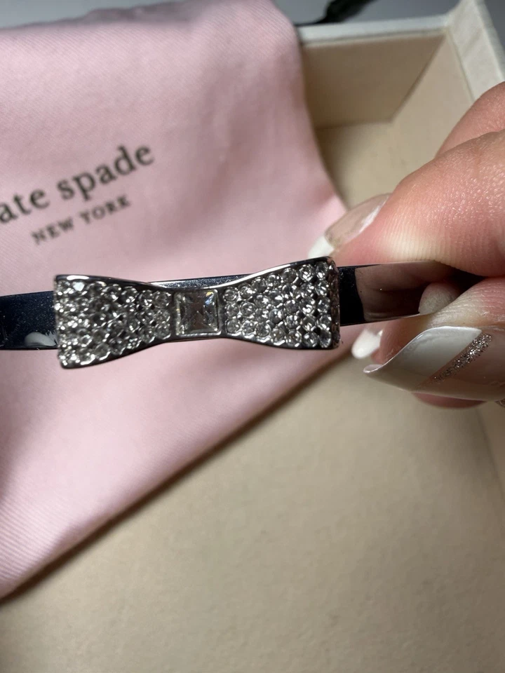Pulsera con lazo Kate Spade New York Foto 4 de 4