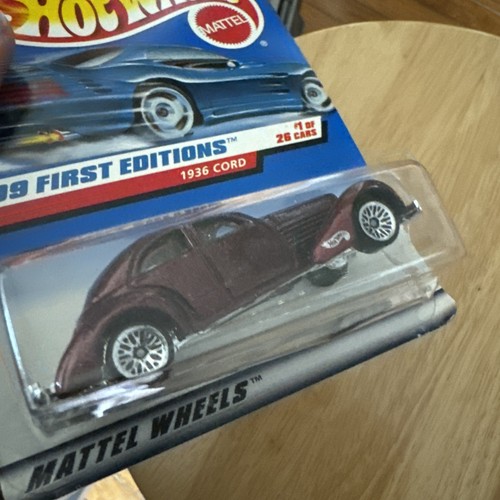 Hot Wheels 1999 First Editions Series 1936 Cord #1 of 26 Cars Diecast 19642 - Picture 3 of 4