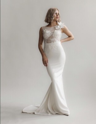kate wedding dress designer All the Details on Kate Middleton's Wedding Dress