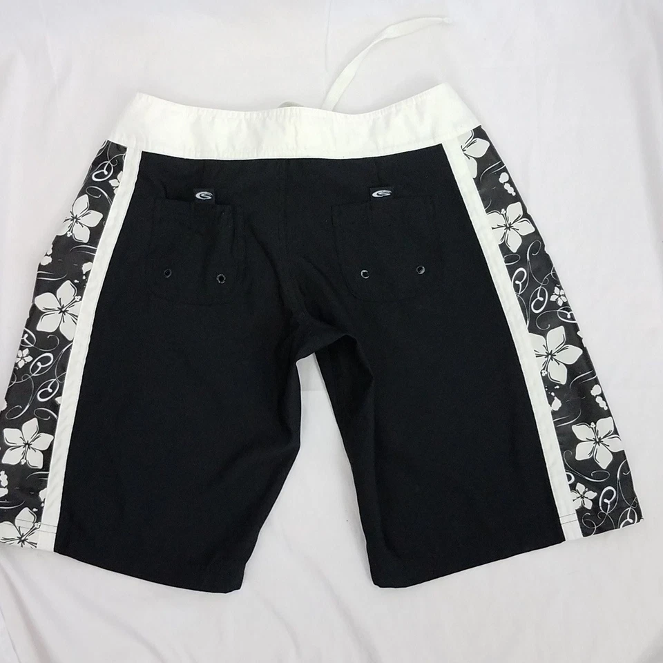 Pantalones Cortos de Tabla Unisex Sol Surf Co Talla Pequeña Negro Blanco Floral Resistente Foto 2 de 4