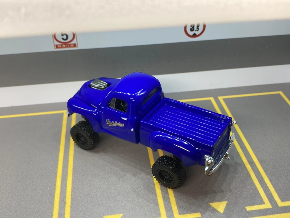 Studebaker Lifted 4x4 Pickup Truck 1/64 Diecast Custom Off Road M2 Machines - Image 4 of 4