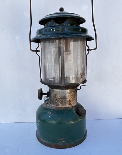Vintage Coleman 220J Lantern 10/75 Made in USA Original Pyrex Coleman Globe - Picture 14 of 15