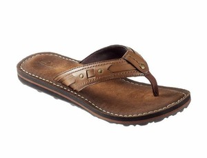 clarks brown flip flops
