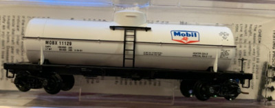 Micro-Trains Line N Scale #65120 Mobil Oil 39ft. Single Dome Tanker NIB