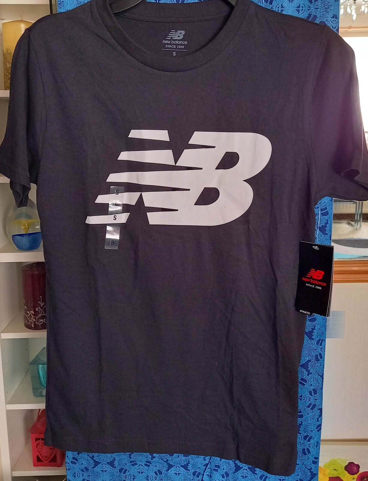 New Balance Classic Graphic Logo Athletic Fit Black T-Shirt, Men's size S