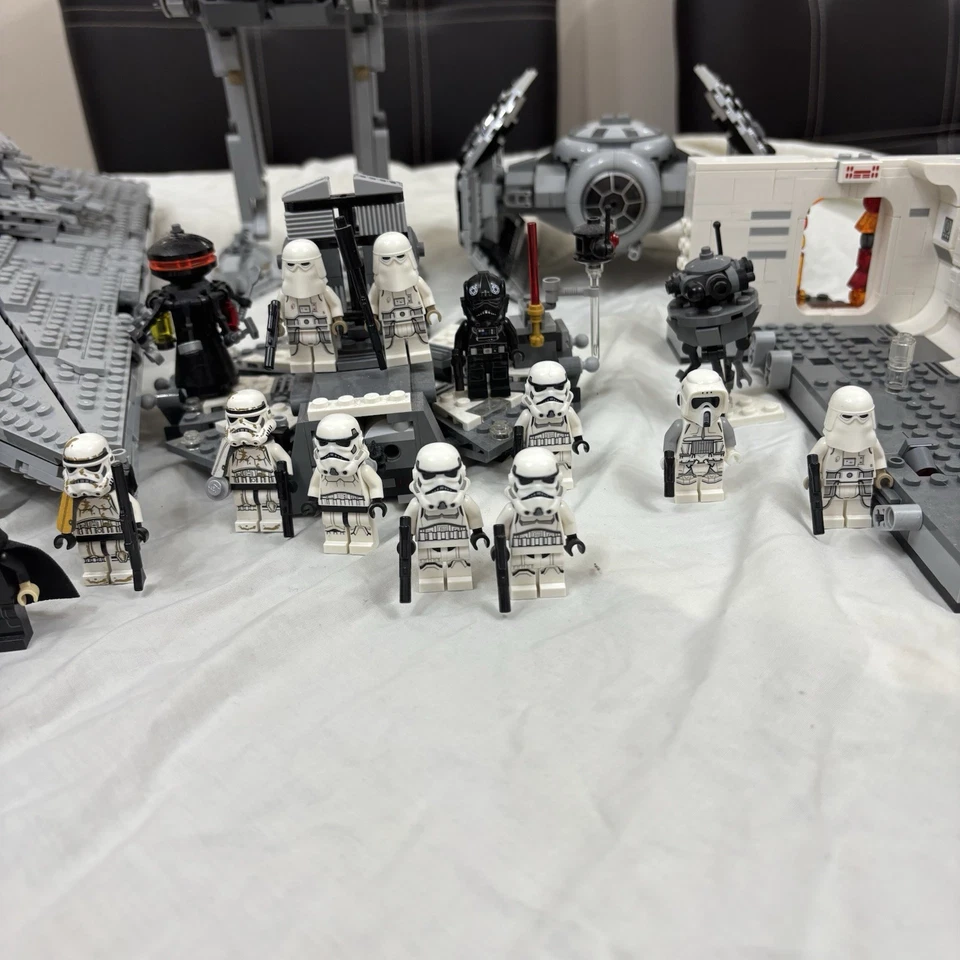 LEGO Star Wars Empire Lot Bundle - Image 3 of 4