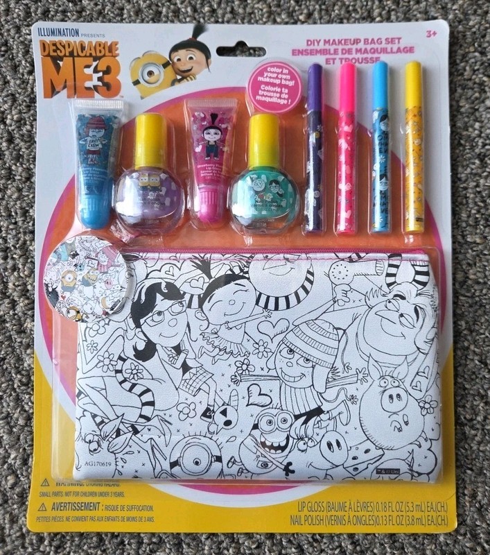 Despicable Me 3 DIY Makeup Bag Set Nail Polish Lip Gloss Minions Girls