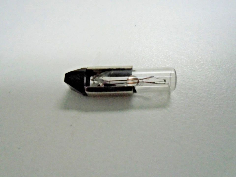Miniature Incand. Bulb,6PSB,1.0W,T2,6V GE LIGHTING TEL/6PSB - Image 2 of 3