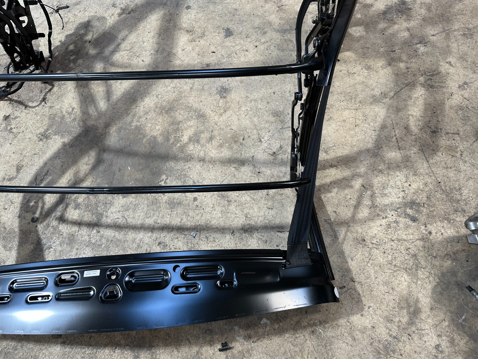 BMW E88 Convertible Rooftop Roof Folding Soft Top Black Assembly 