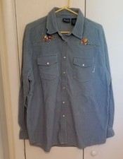 Vintage 90s Disney Winnie The Pooh Corduroy Pearl Snap Shirt Size L Tigger