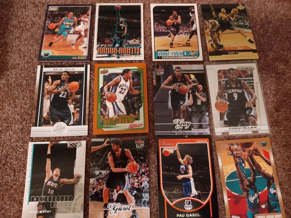 ✅ NBA Memphis / Vancouver Grizzlies Lifetime collection (AUTO and JERSEY)! (40) - image 3 of 4