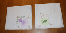 Vintage White Cotton Floral Embroidered Hankies Handkerchiefs 16 x 16 Inch