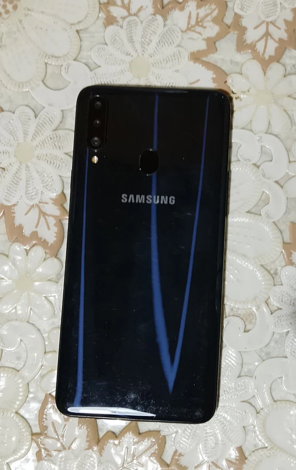 Samsung Galaxy A20s · 32GB, foto 2 di 5