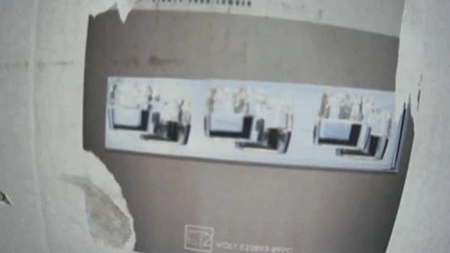 ET2 Lighting Blocs LED 3-Light Bath Vanity, Polished Chrome/Clear -bubble glass - Picture 1 of 5