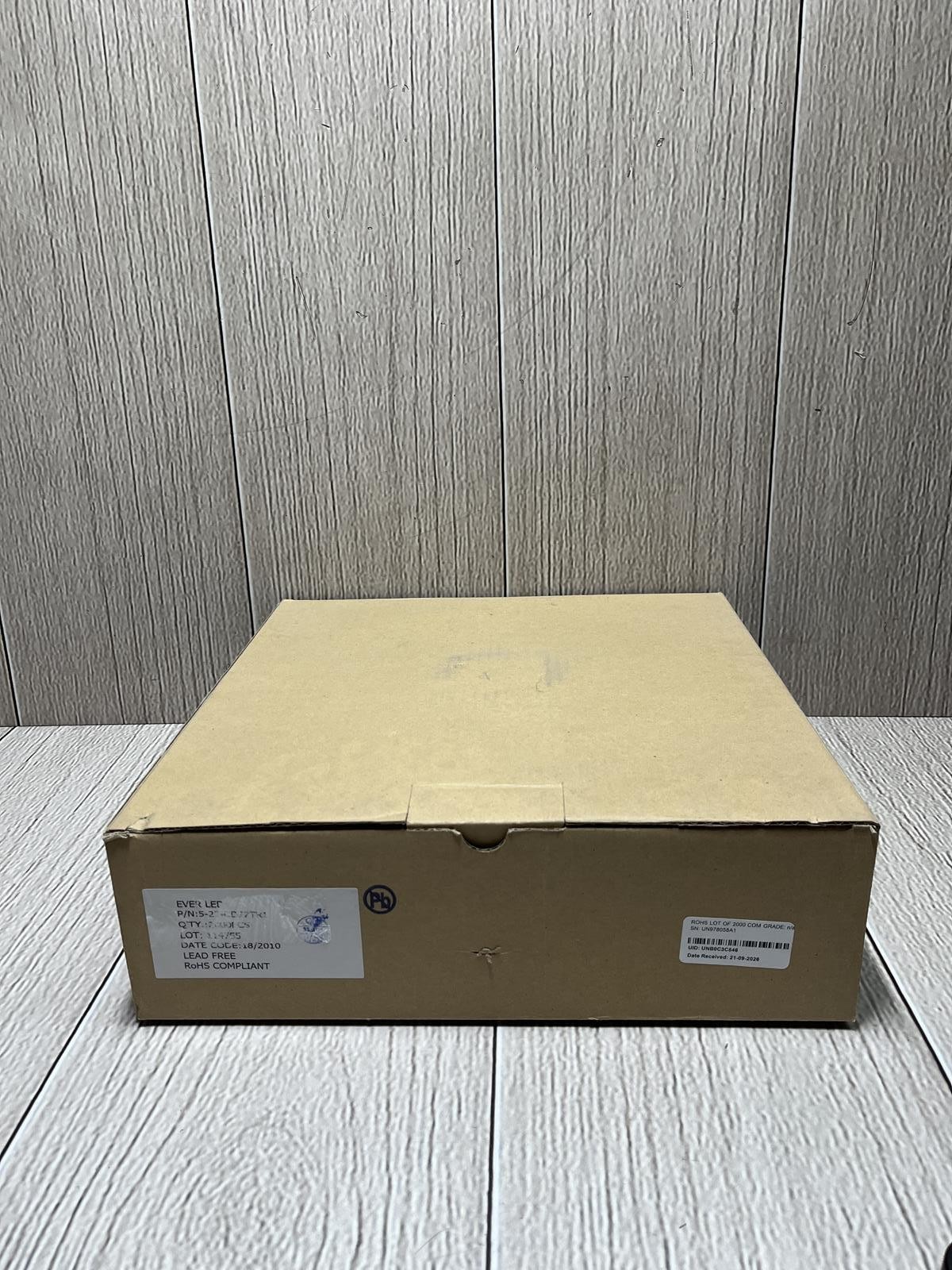 Lot of 2000 RoHS Compliant Red Led 5-22-CD32TR1.