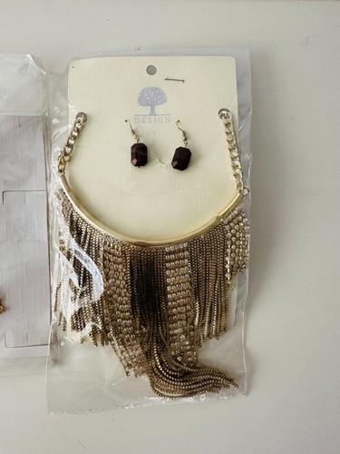 Costume Jewelry Necklace Lot Of 3 NWT - Picture 2 of 4