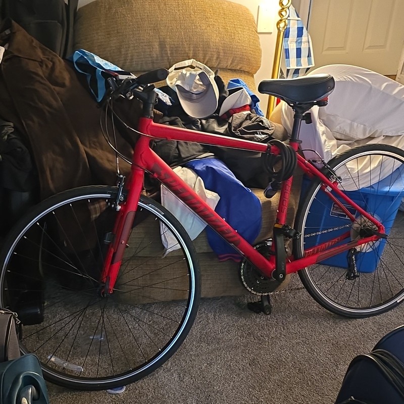 Specialized Sirrus Sport 700C 54cm Hybrid Bike Red Flat Bar Rim Brake Kickstand