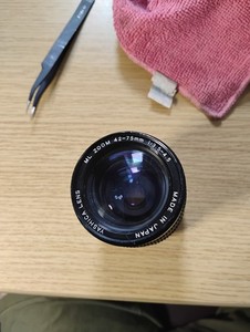 Yashica ML Zoom 42-75mm f/3.5-4.5 C/Y Mount Lens Internal Marks READ