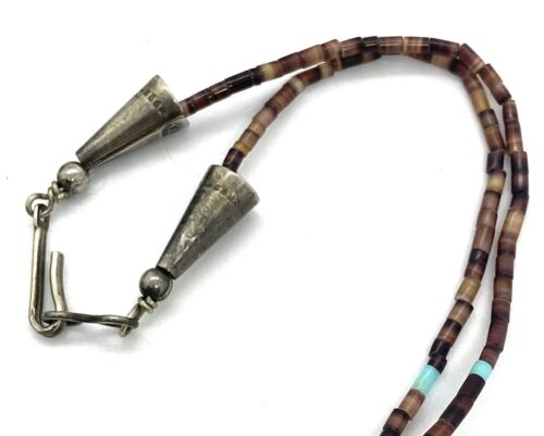 Vintage Navajo Heishi Perlen Halskette mit 13 grünen Jade Eidechsen 30,1/8 Zoll - Bild 6 von 12