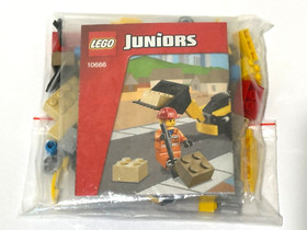 Retired ©2014 LEGO 10666 Juniors City Construction Digger Complete