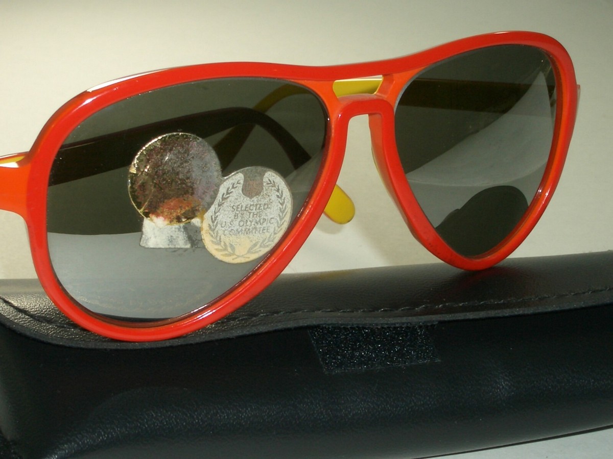 1960's VINTAGE B&L RAY BAN L2243 YELLOW/RED G31 FULL MIRROR