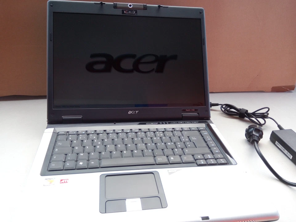 PC Acer Aspire 5100 de AMD/ 2Go Ram/ HDD 80Go Windows 7/ 15" & Bon état - Photo 3/4