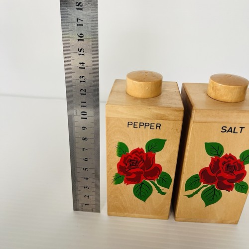 Salt & Pepper Shakers Large Wood Rose Print Made In Japan - Picture 4 of 15