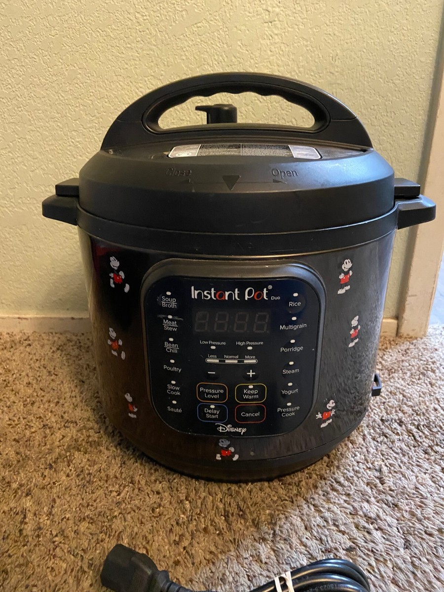 🌊 Disney Mickey Mouse Instant Pot Duo Multi-Use 7-in-1 Pressure