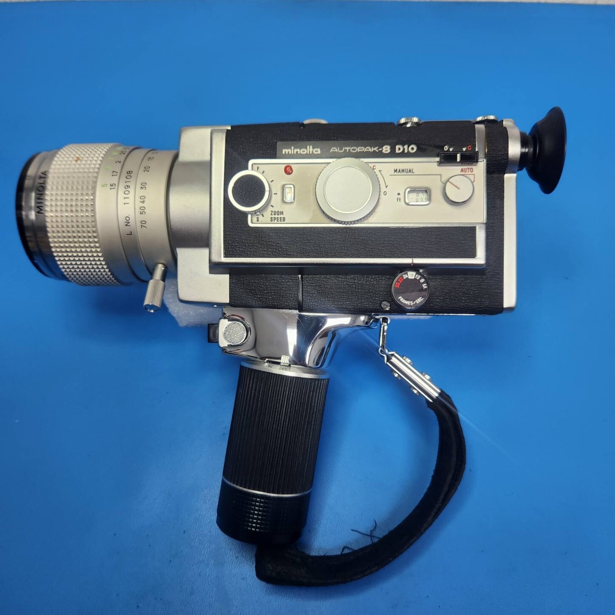 MINOLTA AUTOPAK-8 D10 - 「C」独占発表 Minolta Autopak-8 D10 Super 8 Camera - CameraCrate.com