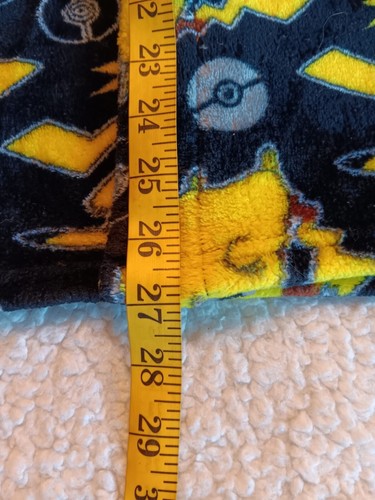 Youth size Small Pokémon Pikachu fleece robe - Bild 6 von 9