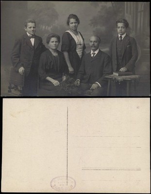 Postcard Families Group Photo, Children Mother Father Studio Photo 1913